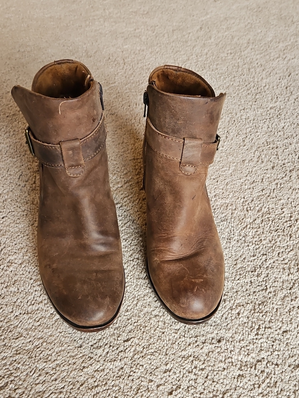 b.o.c. Women's Brown Leather Ankle Booties